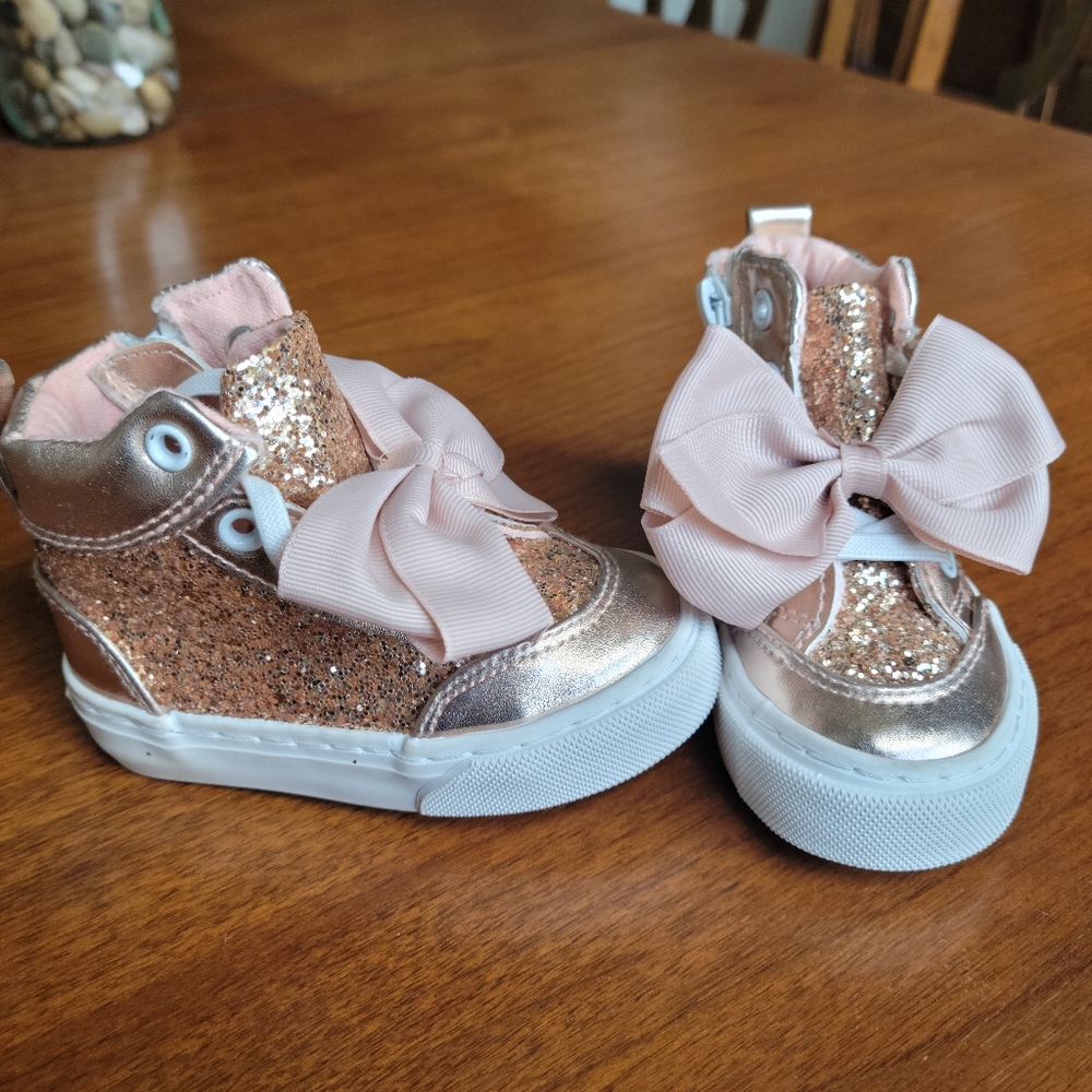 Jojo Siwa Toddler Shoes Size 6 Rose Gold
